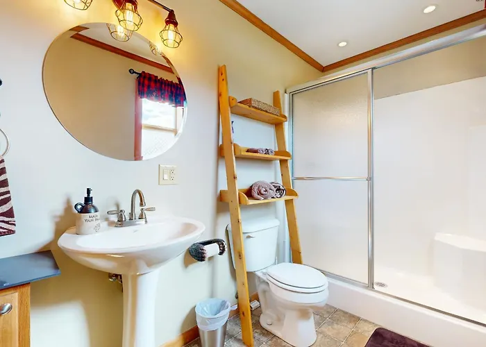 Pet Friendly! Couples Retreat In Southern Illinois