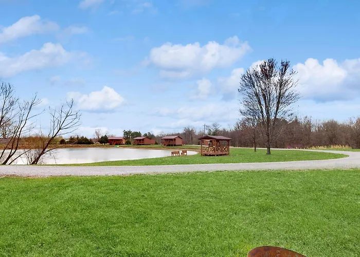 Apartment Pet Friendly! Couples Retreat In Southern Illinois